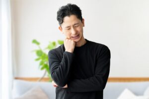 Read more about the article カントン包茎は手術が必要？放置する危険性・主な手術方法・手術時の注意点・見分け方のポイントを解説