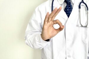 Read more about the article 包茎手術のメリット・デメリットを徹底解説！受けた方が良いケースや手術の種類も紹介